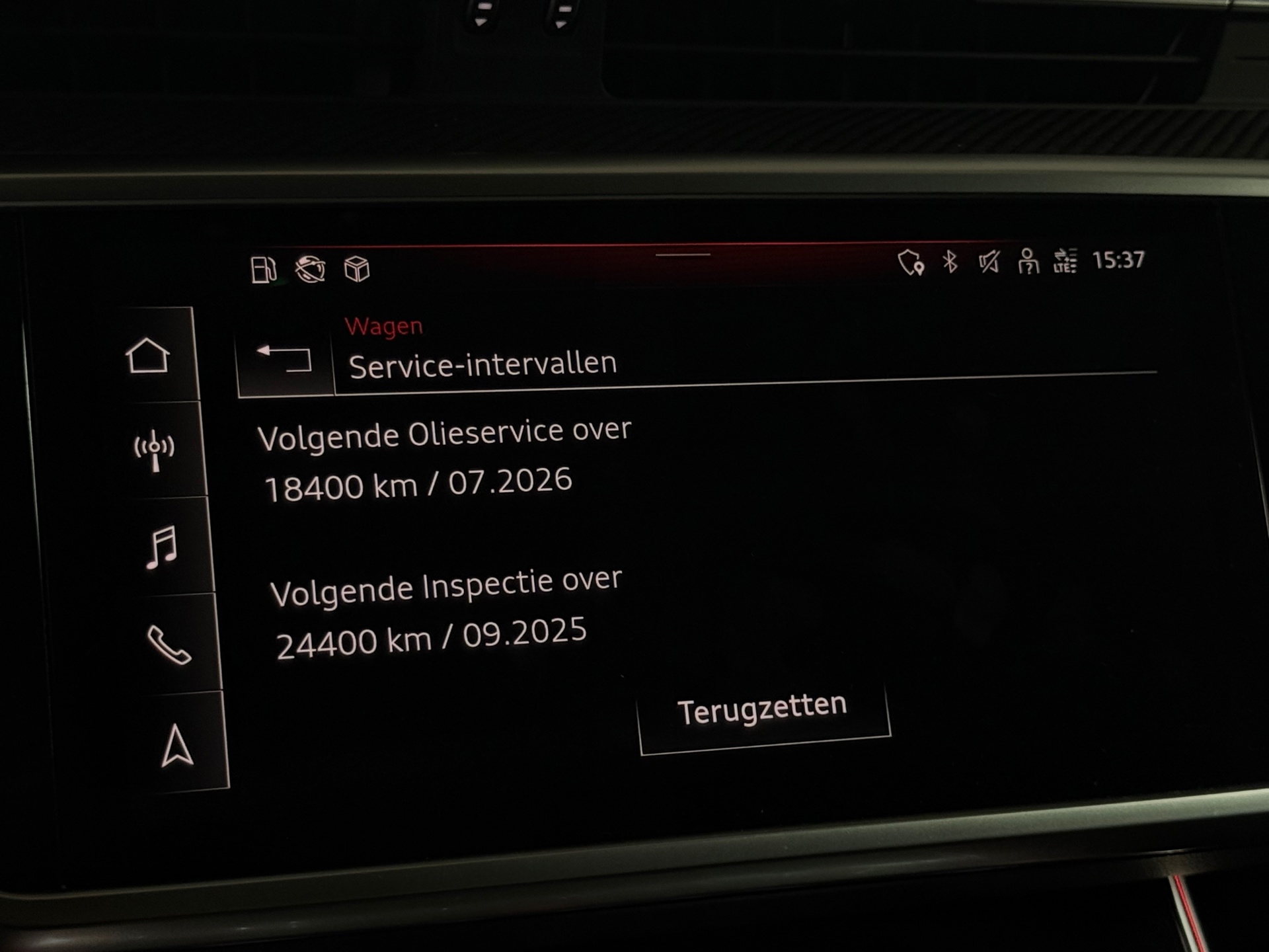45593581-25.jpg