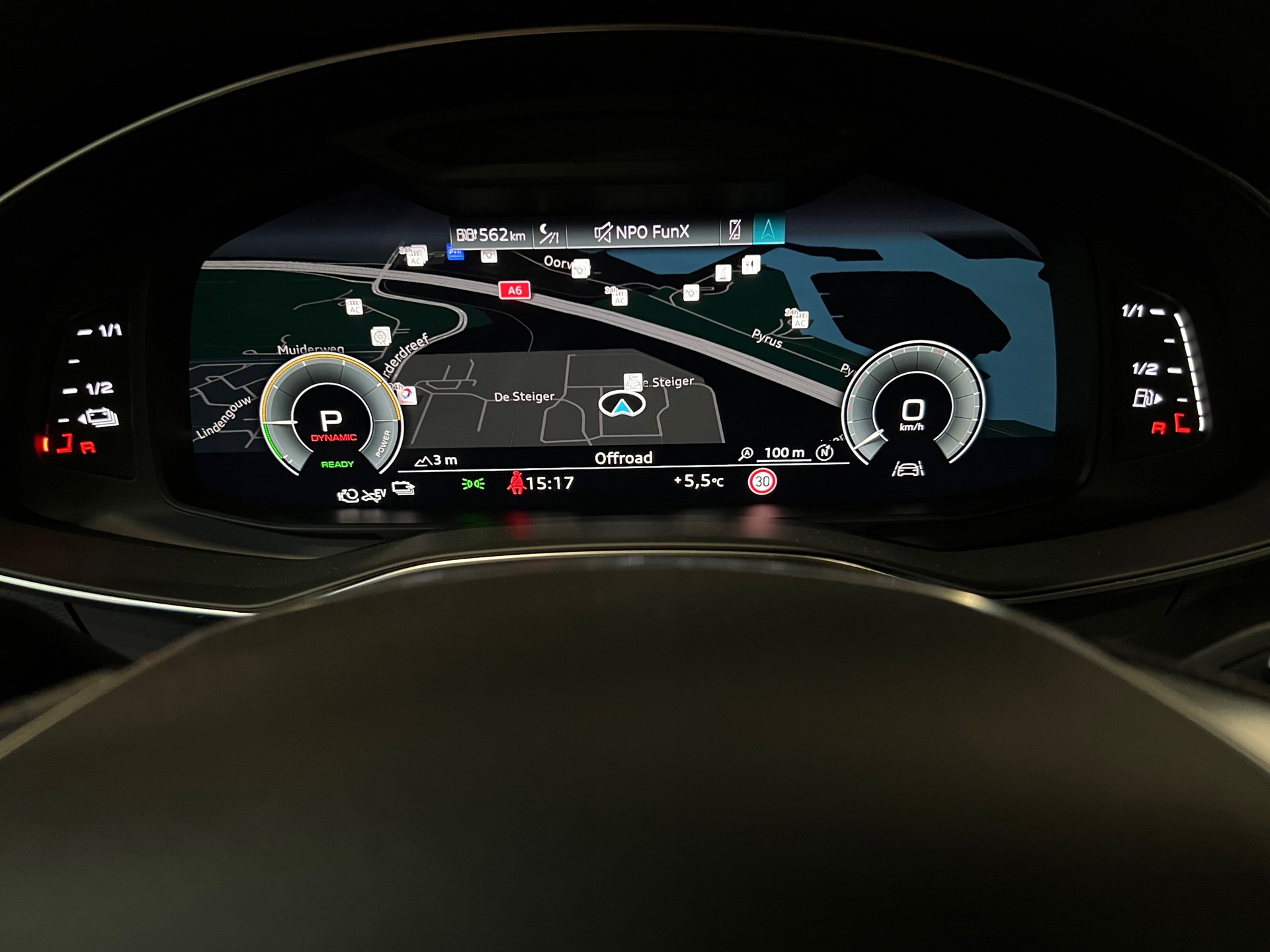 45640134-14.jpg